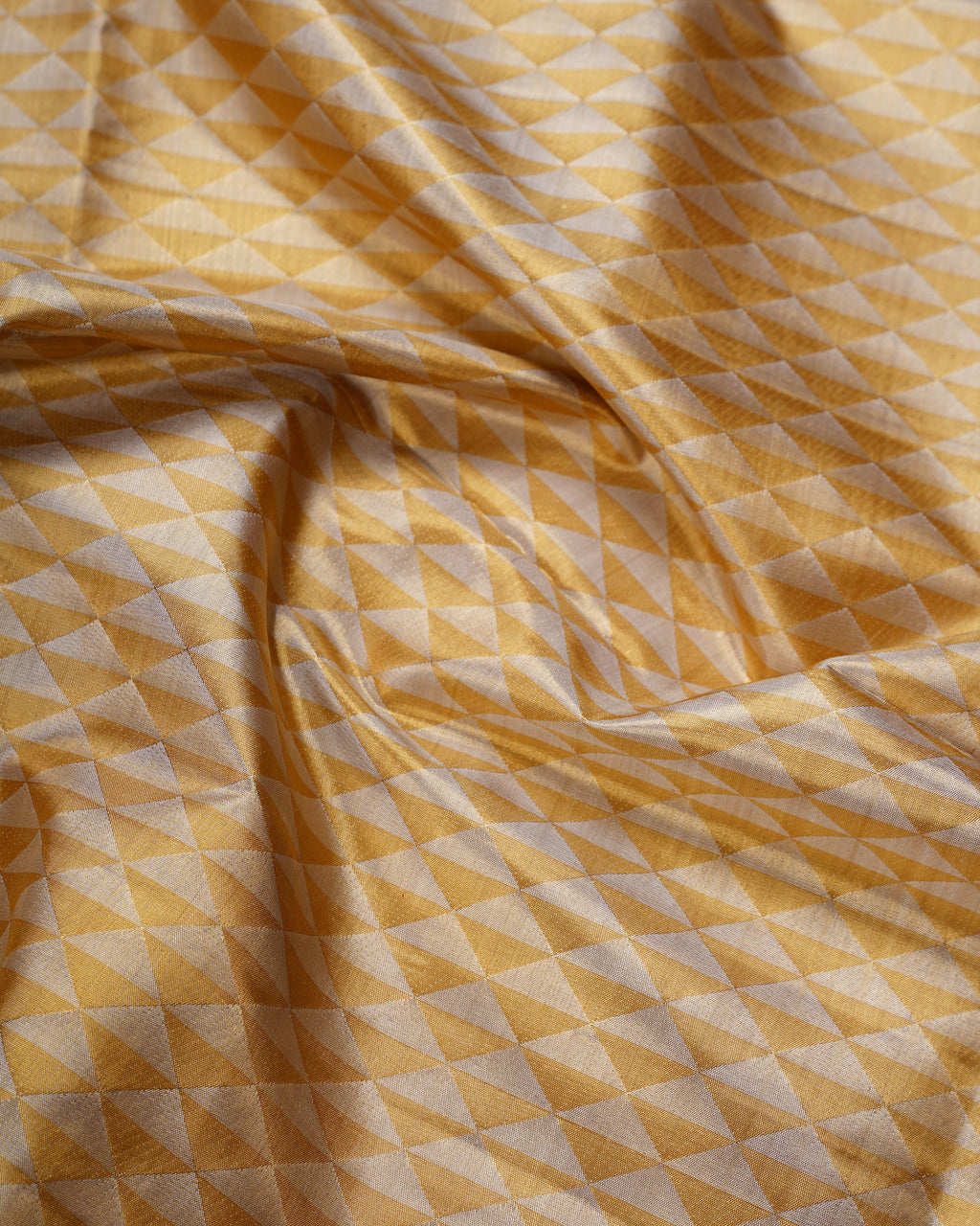 Cream Gold Tissue Kanchipuram Silk Saree with Red Korvai Border & Classic Zari Buttas