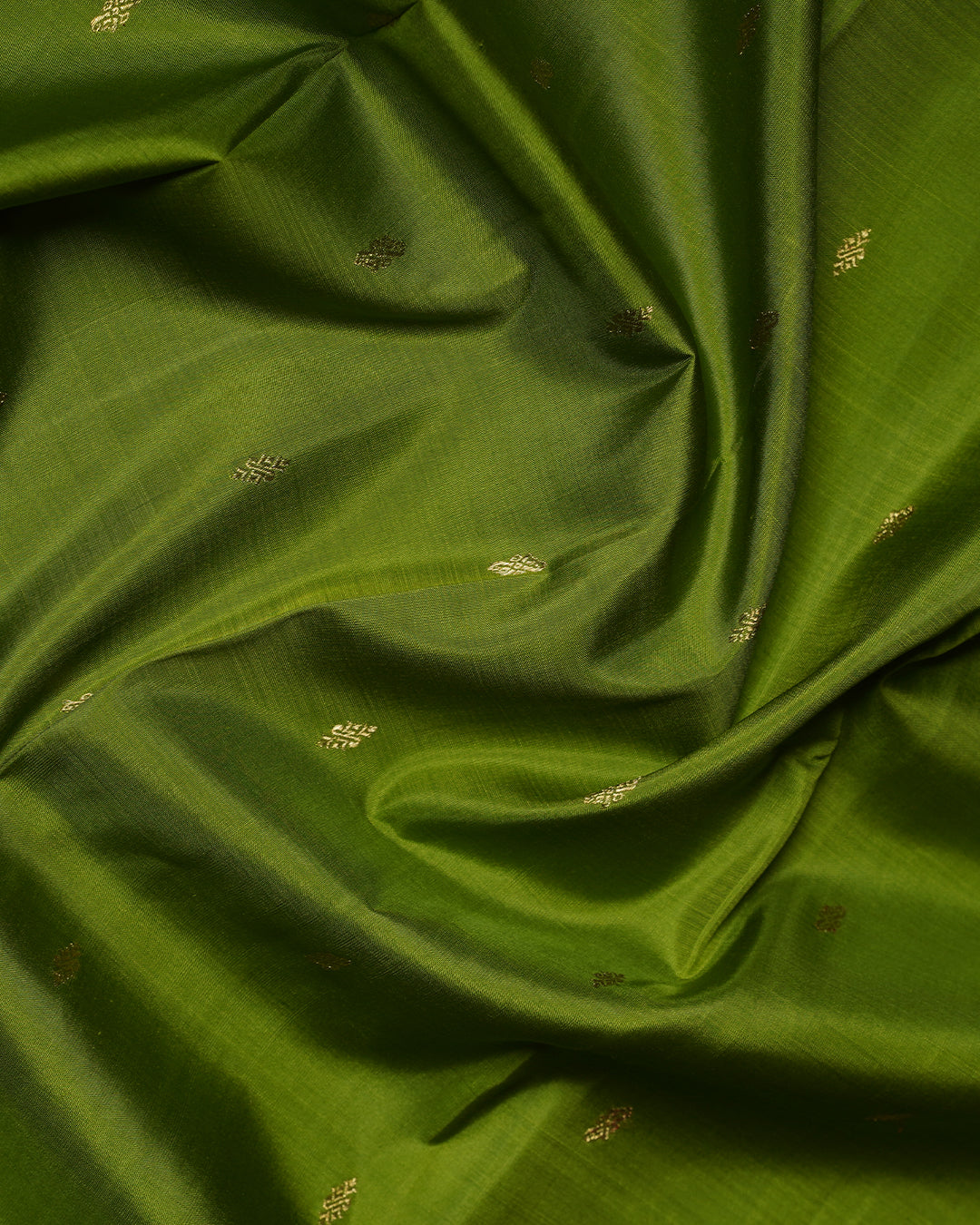 Alli Green Korvai Pure Silk Saree with Red Rose Border