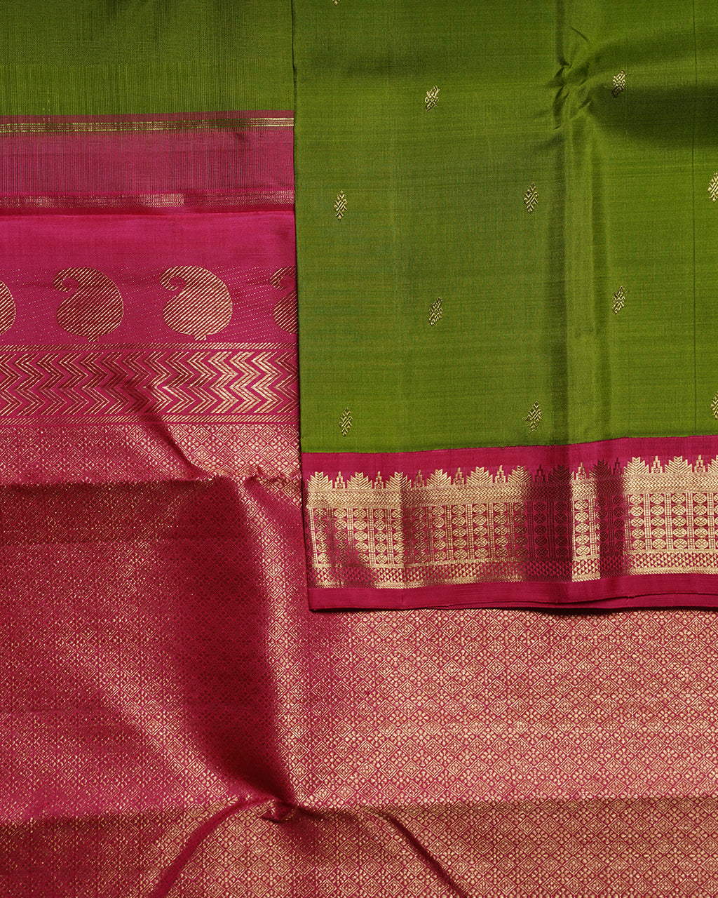 Alli Green Korvai Pure Silk Saree with Red Rose Border