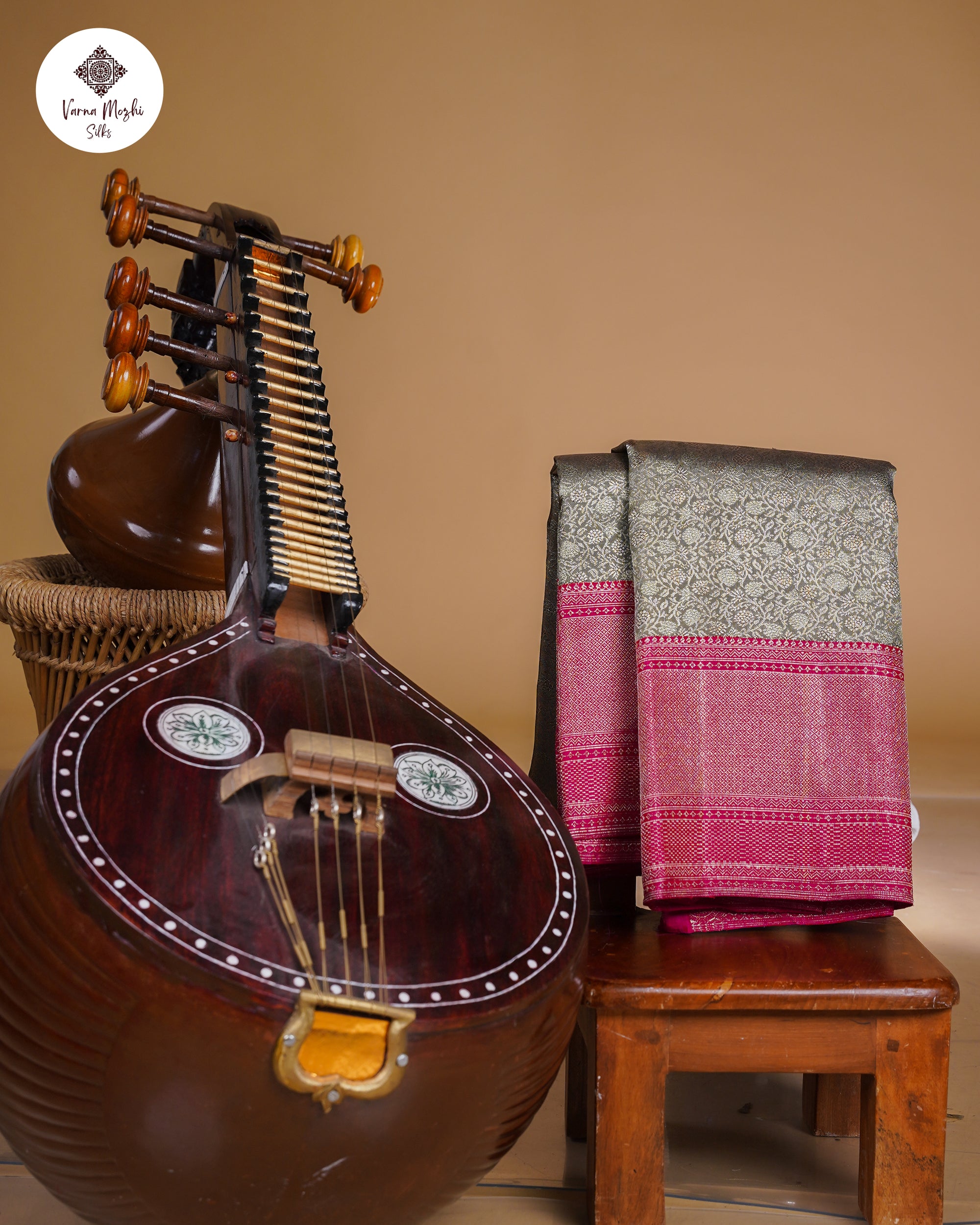 Grey & Pink Tissue Silk Saree with Small Koi Motifs and Korvai Border – 2G Silver Zari