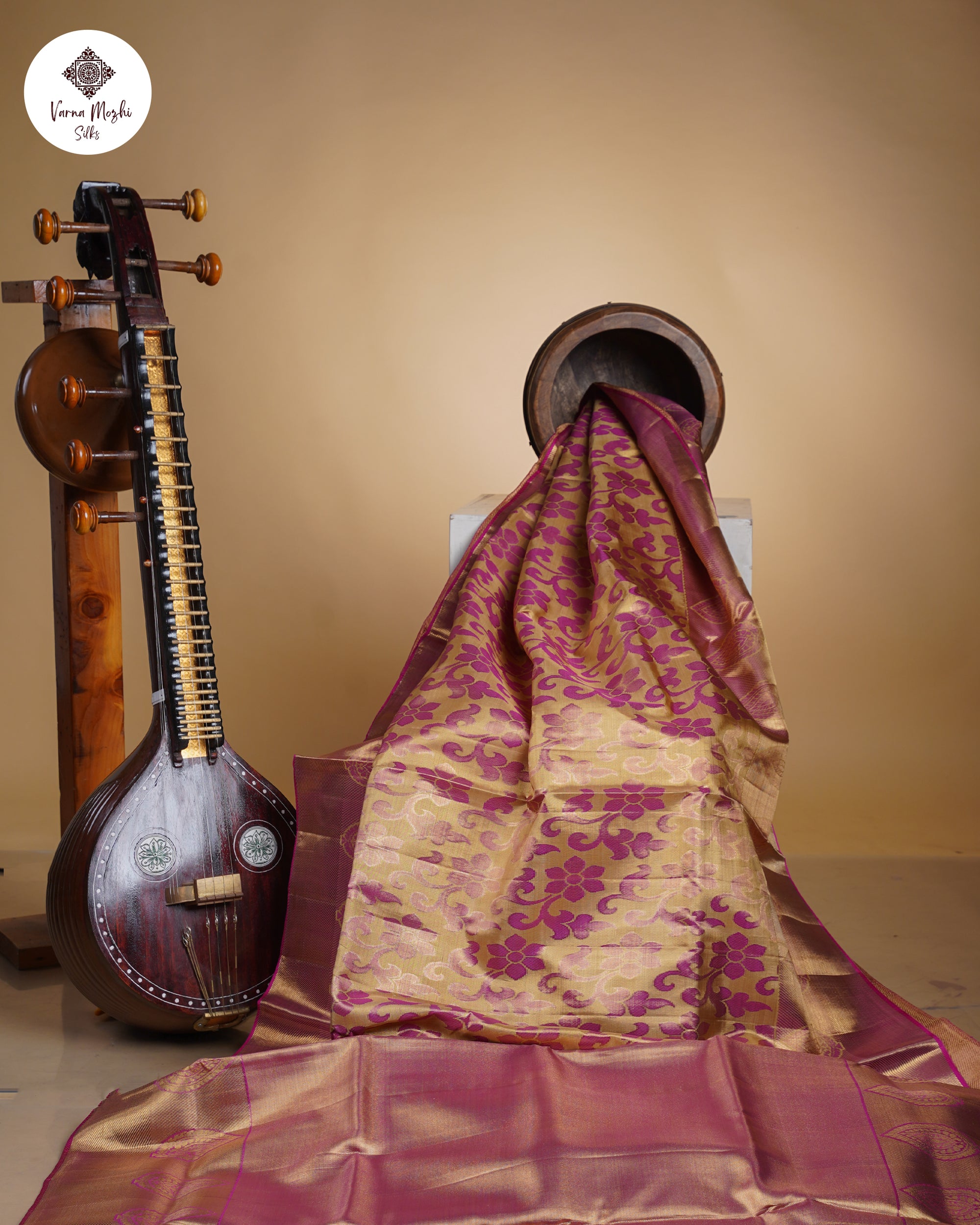 Pink Pure Zari Gold Tissue Silk Saree – Floral Brocade Weave & Elegant Gold Border