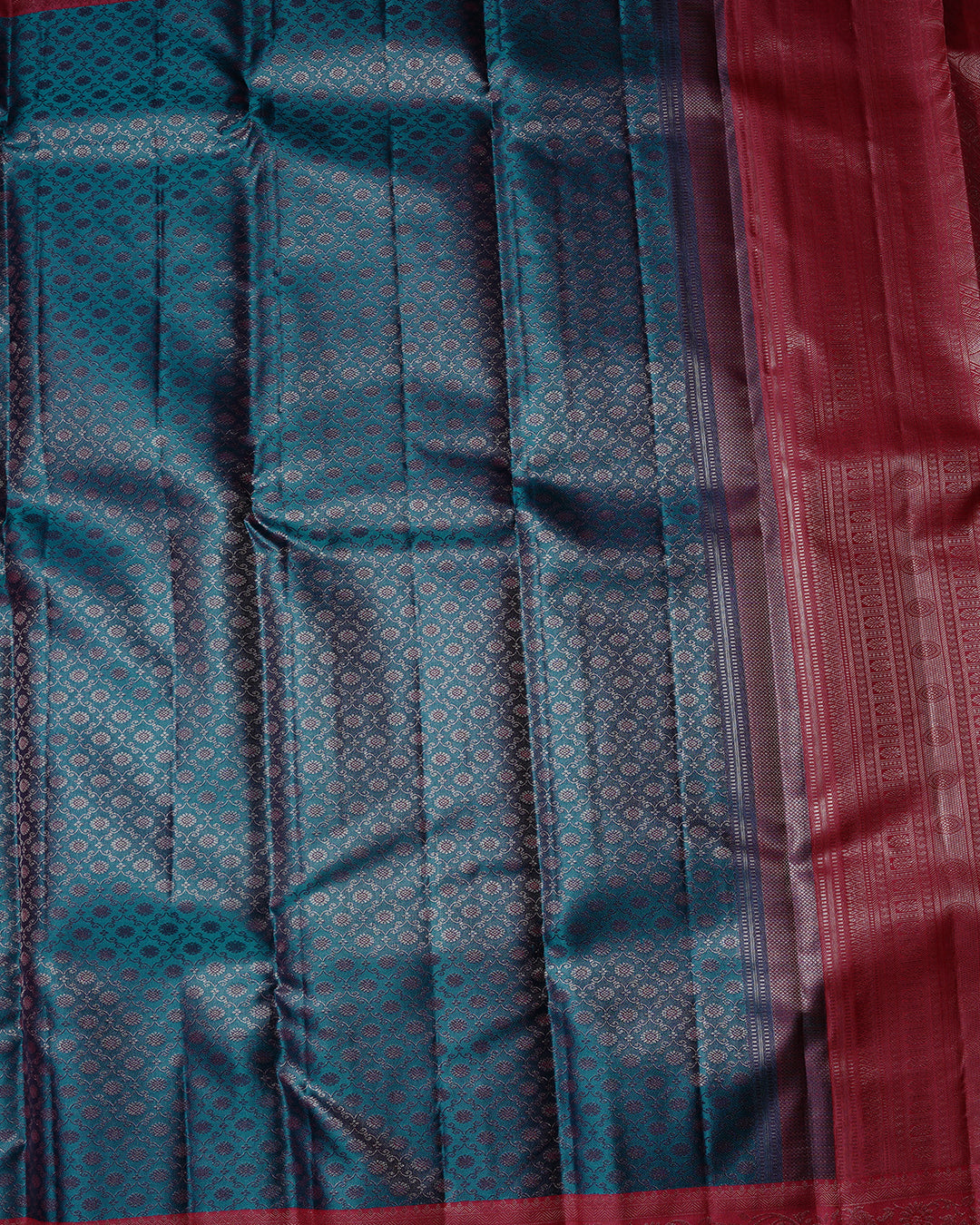 D Ramar Contrast Pure Silk Saree with Diamond Flower Design