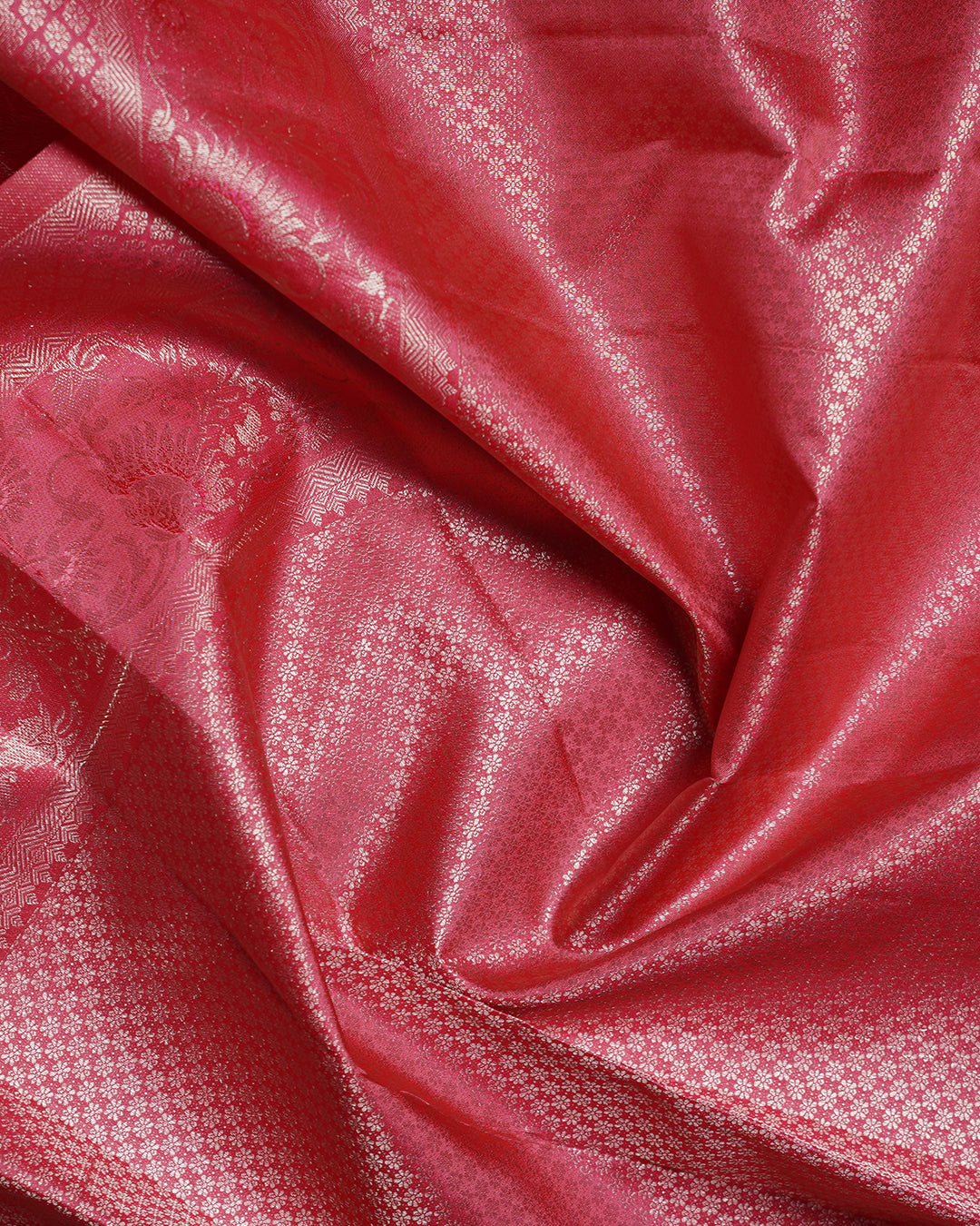 D Ramar Contrast Pure Silk Saree with Diamond Flower Design