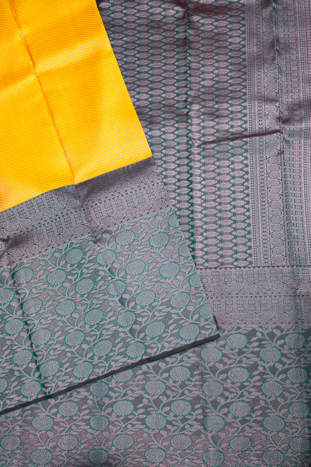 Green & Golden Yellow Korvai Contrast Kanchipuram Pure Silk Saree