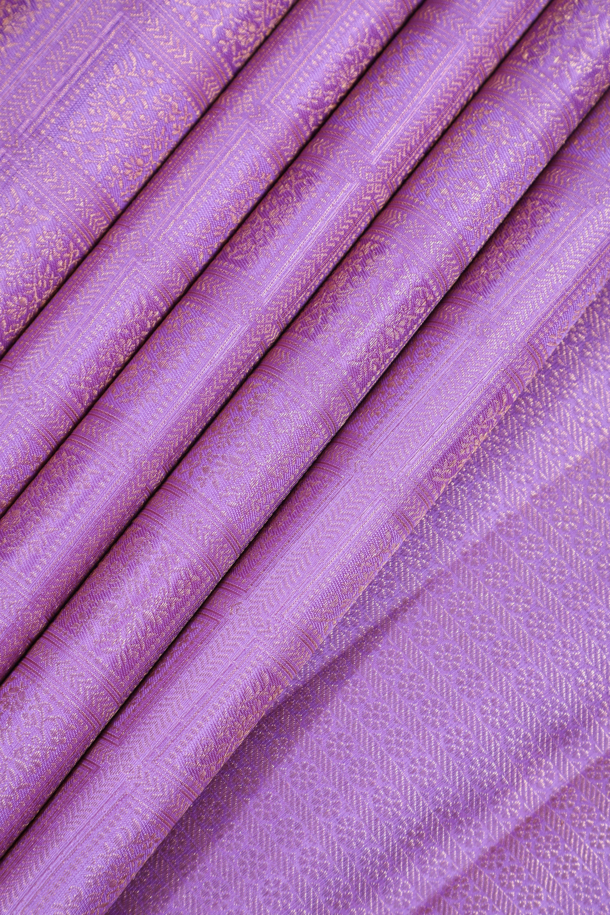 Lavender Colour Kanchipuram Pure Silk Saree with Box Flower Design and Self Fancy Border