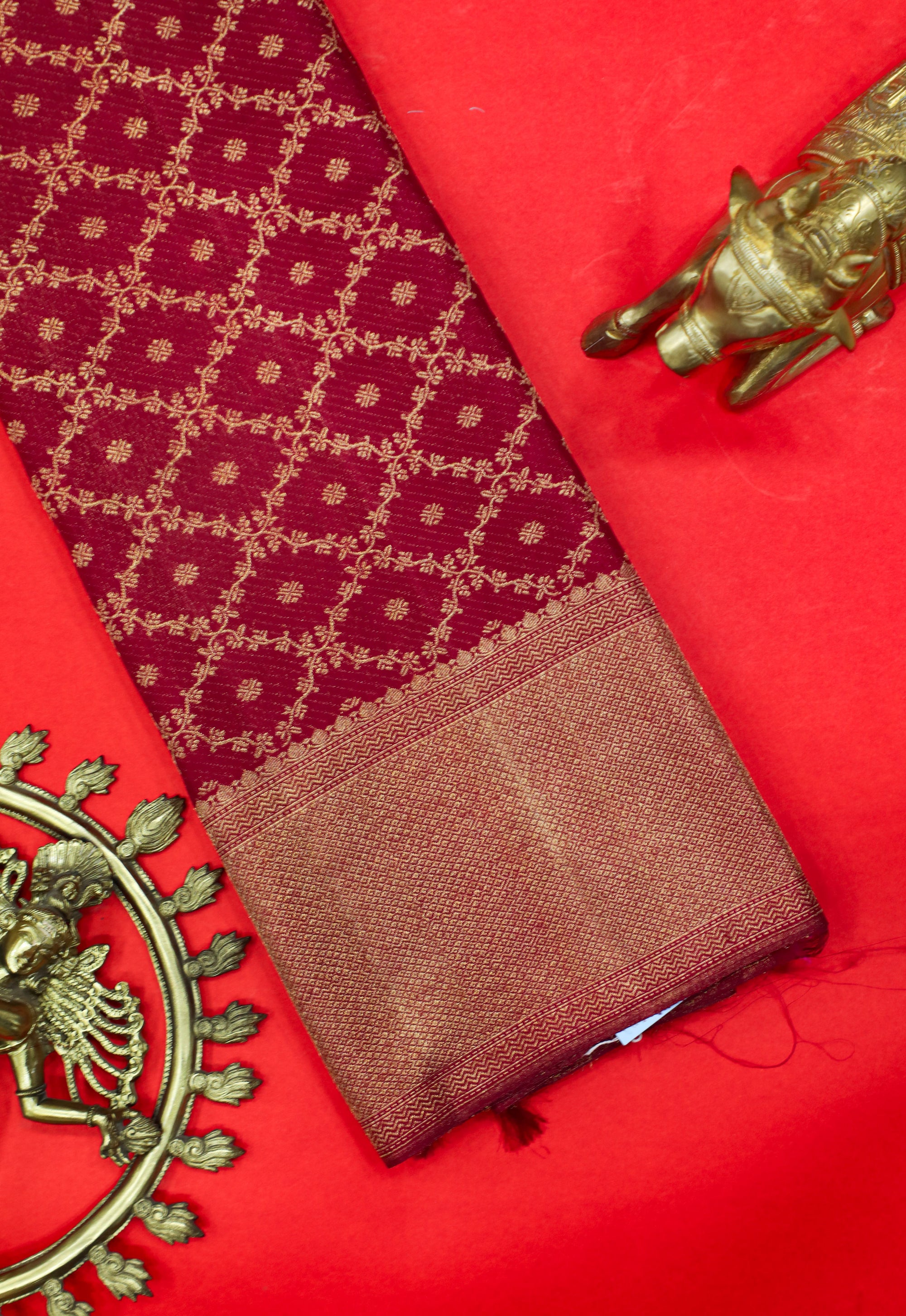 Maroon Kanchipuram Pure Silk Saree with Diamond Design and Self Border