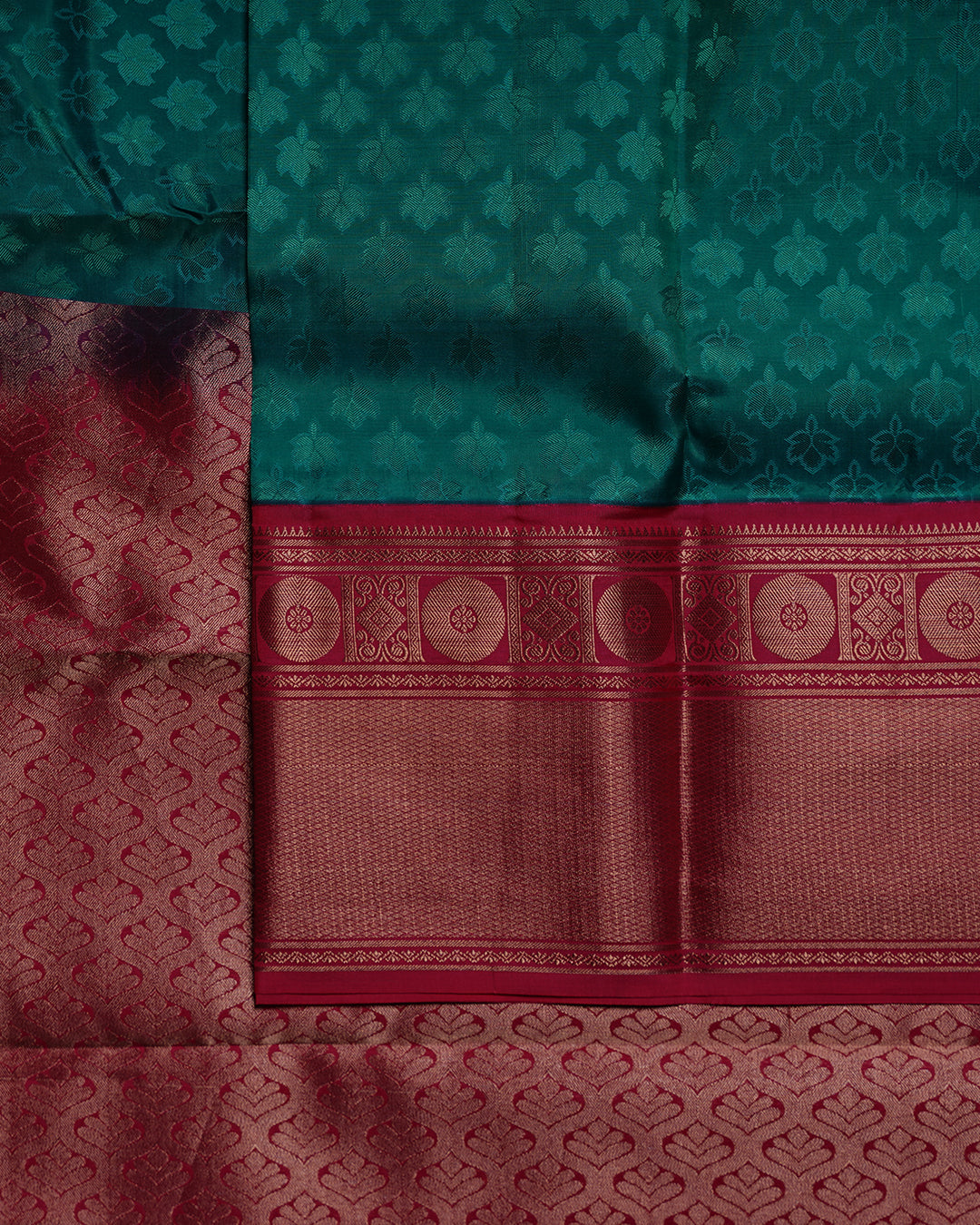 Rexona Green Pure Silk Saree with Red Korvai Border